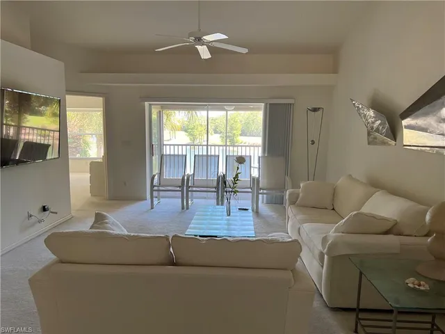 $470,000 | 8400 Naples Heritage Drive, Unit 1521, Naples, FL 34112