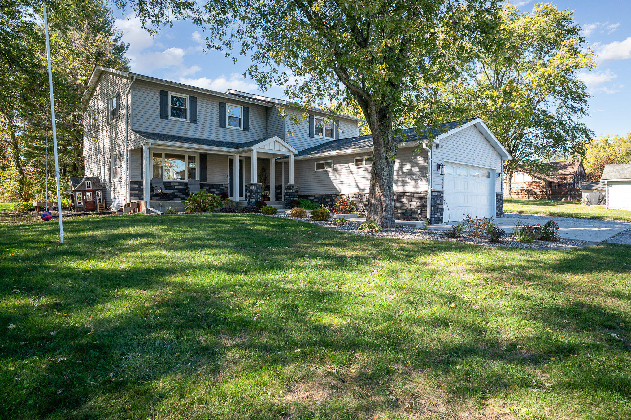 11820 Burr Street Crown Point, IN 46307 - Photo 1 of 45 2038x1356