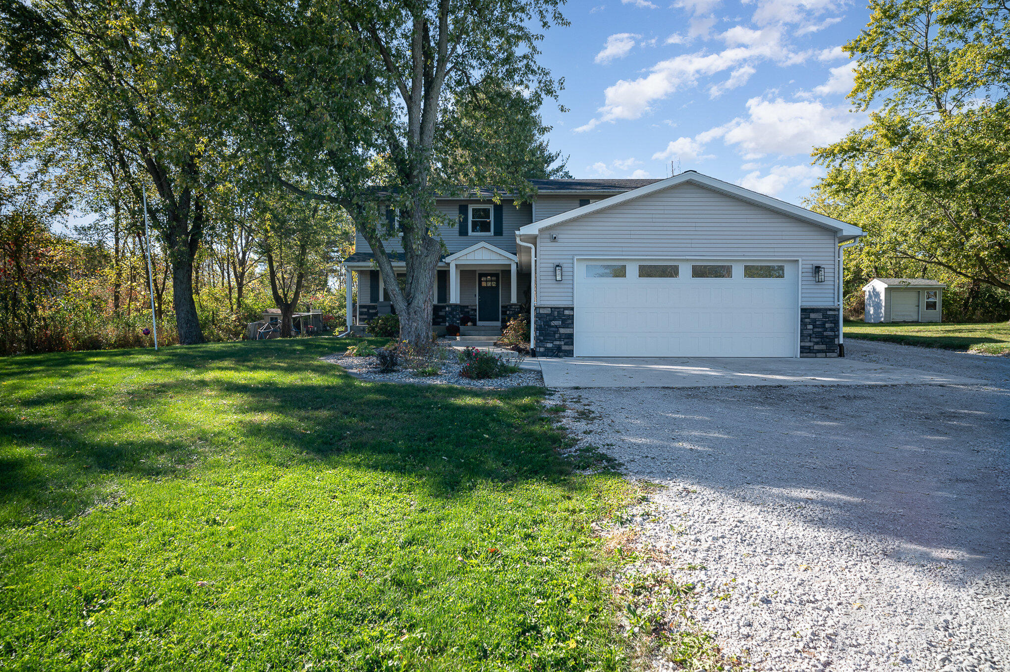 11820 Burr Street Crown Point, IN 46307 - Photo 3 of 45 2038x1356