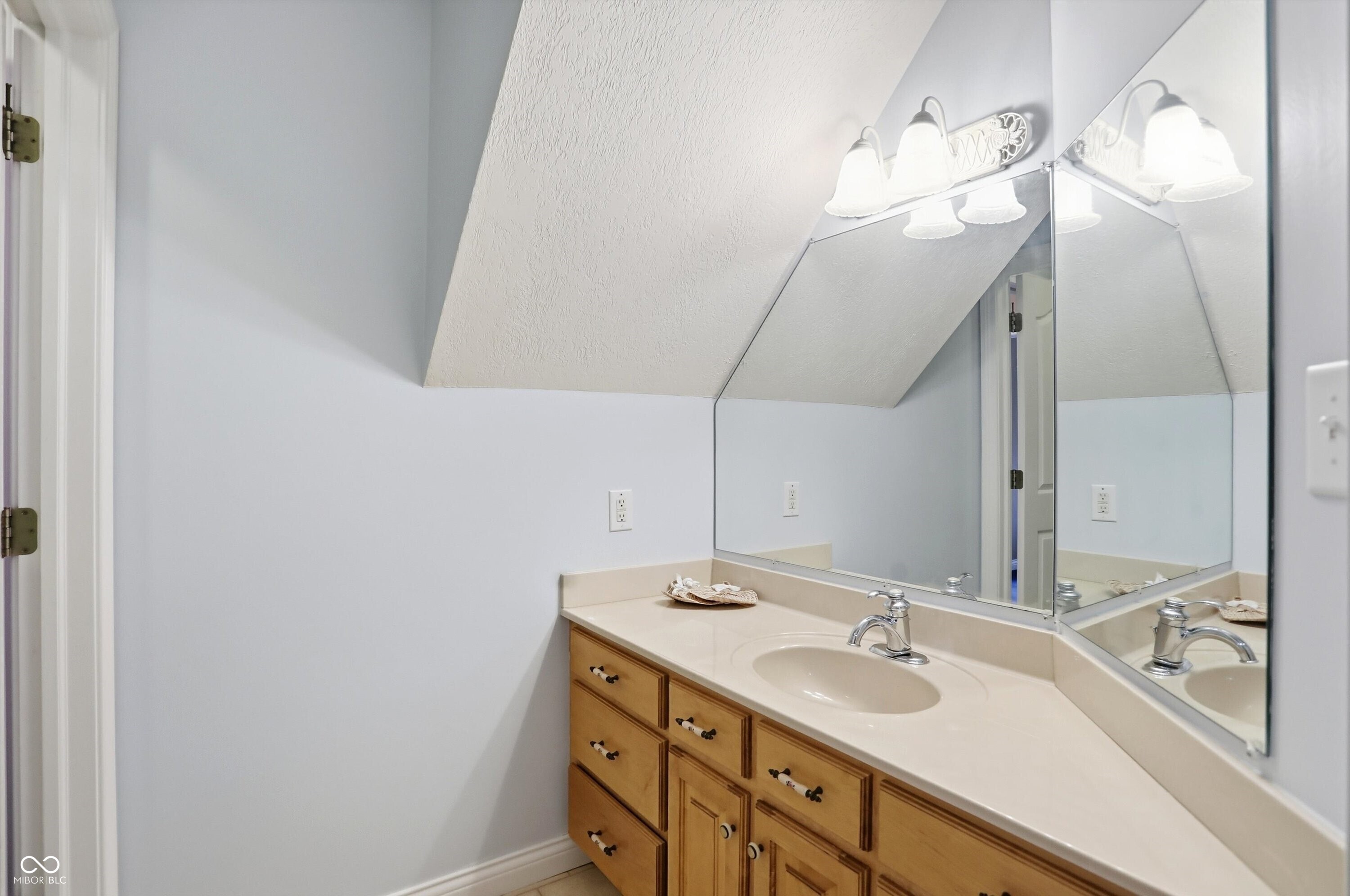 5105 Earl Young Road Bloomington, IN 47408 - Photo 34 of 56