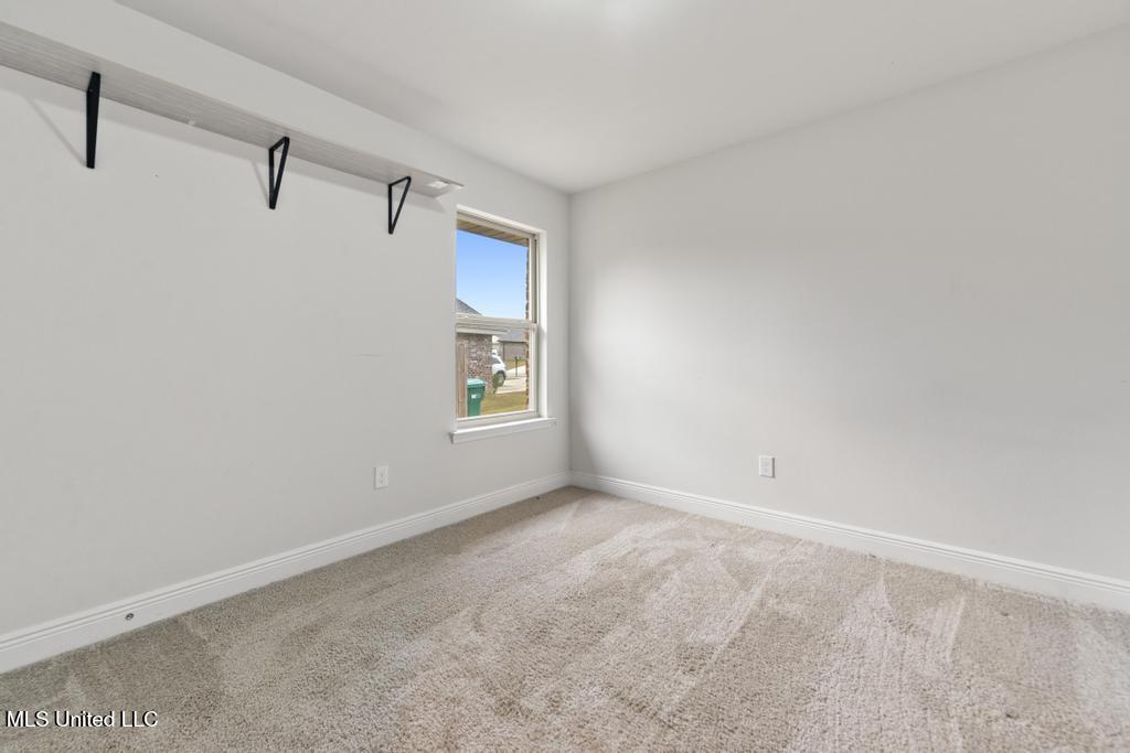 6205 Roxanne Way Biloxi, MS 39532 - Photo 21 of 29 021