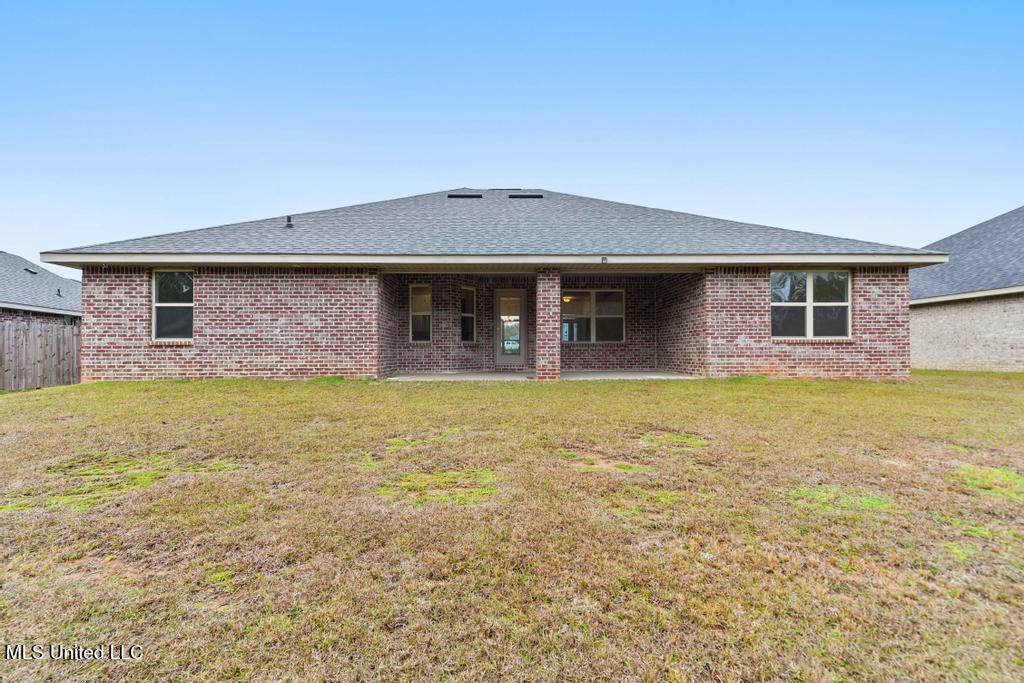 6205 Roxanne Way Biloxi, MS 39532 - Photo 28 of 29 028