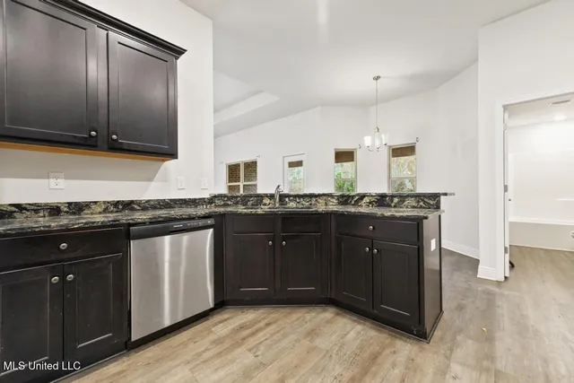 $310,500 | 6205 Roxanne Way, Biloxi, MS 39532