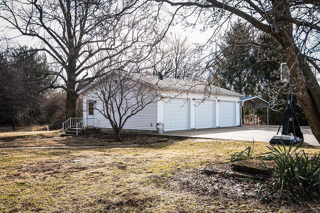 7018 North Memering Road Bicknell, IN 47512 - Photo 34 of 36