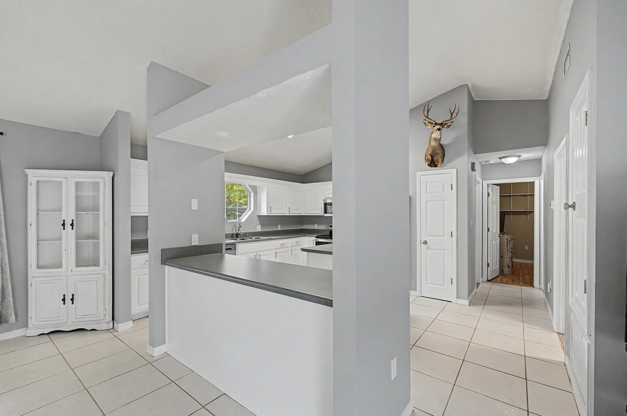 3516 Gardenview Road Pace, FL 32571 - Photo 15 of 58 Gallery Image 15