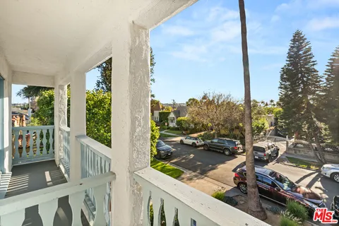 $599,000 | 2838 1/2 Potomac Avenue, Los Angeles, CA 90016