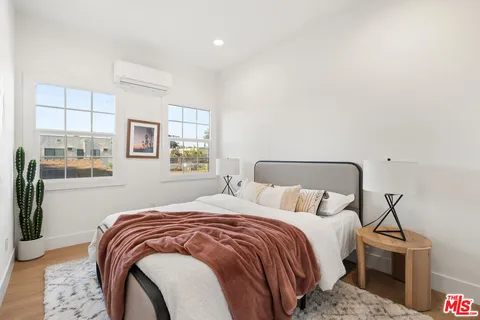 $599,000 | 2838 1/2 Potomac Avenue, Los Angeles, CA 90016