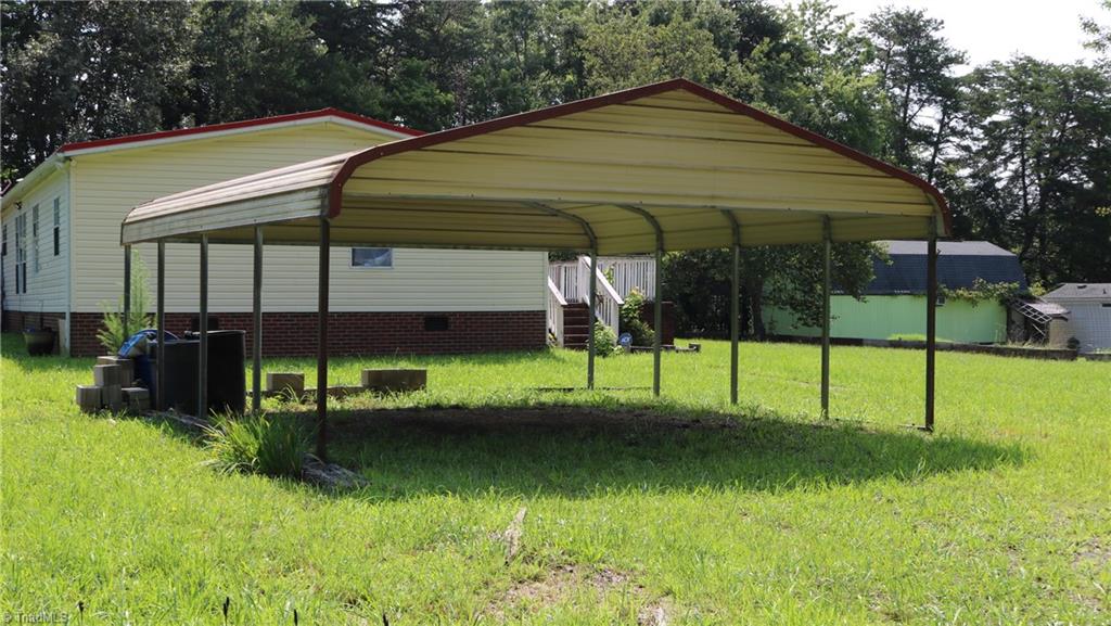 1871 Price Road Eden, NC 27288 - Photo 5 of 49 Carport 20x20