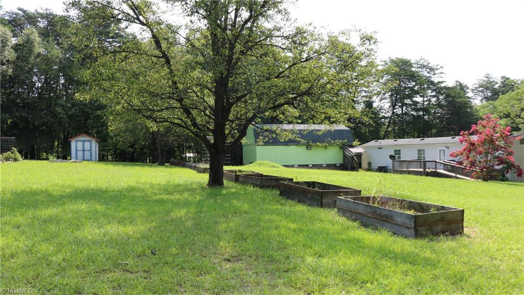 1871 Price Road Eden, NC 27288 - Photo 8 of 49 40x18 Storage Bldg & Planter Boxes
