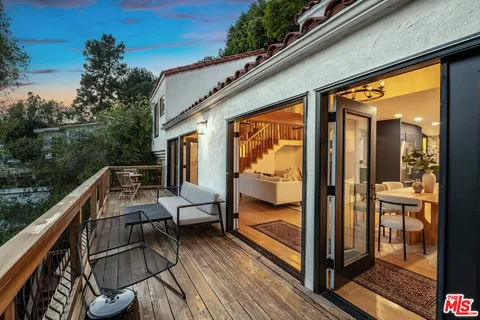 $1,975,000 | 3323 North Knoll Drive, Los Angeles, CA 90068