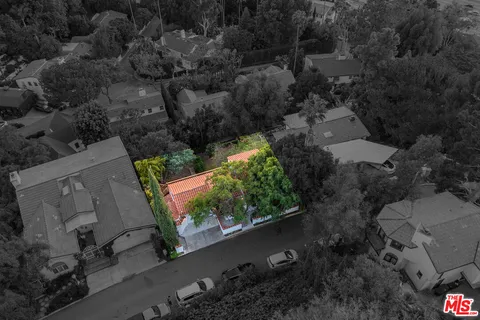 $1,975,000 | 3323 North Knoll Drive, Los Angeles, CA 90068