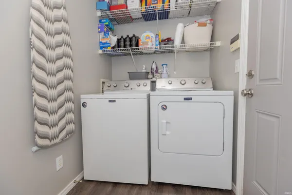 $285,000 | 727 Sunflower Circle, Evansville, IN 47712