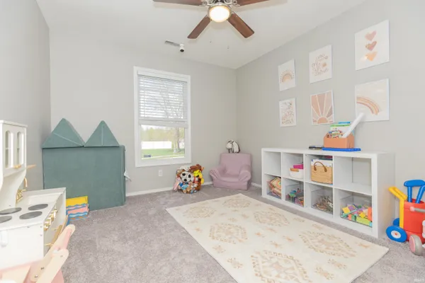 $285,000 | 727 Sunflower Circle, Evansville, IN 47712