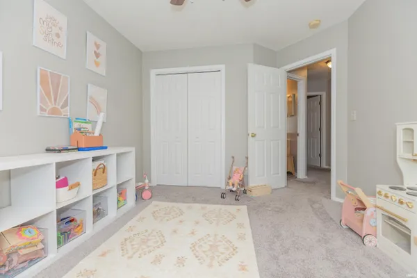 $285,000 | 727 Sunflower Circle, Evansville, IN 47712