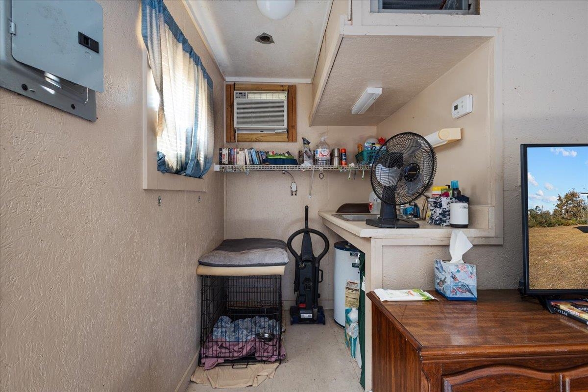 2660 Black Oak Road Perry, FL 32348 - Photo 4 of 21