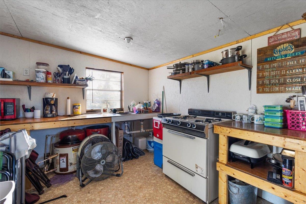 2660 Black Oak Road Perry, FL 32348 - Photo 9 of 21