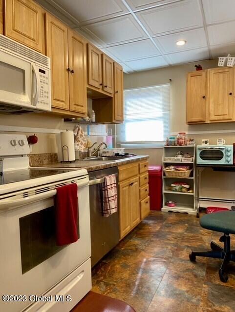 210 Spring Avenue West East Greenbush, NY 12144 - Photo 3 of 20 thumbnail_IMG_9012