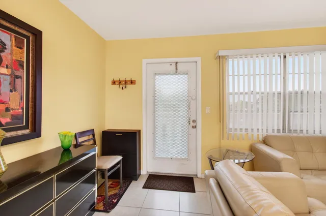 $125,000 | 386 Grantham F, Deerfield Beach, FL 33442