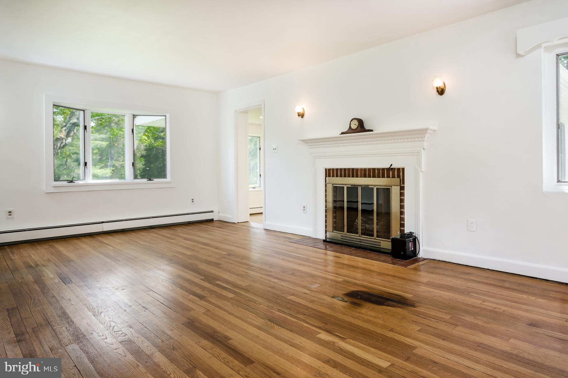 639 Rosedale Road Princeton, NJ 08540 - Photo 4 of 34