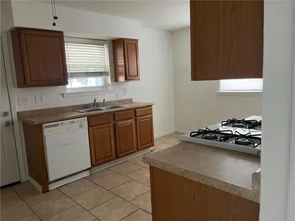 $285,000 | 2705-07 Wytchwood Drive, Metairie, LA 70003