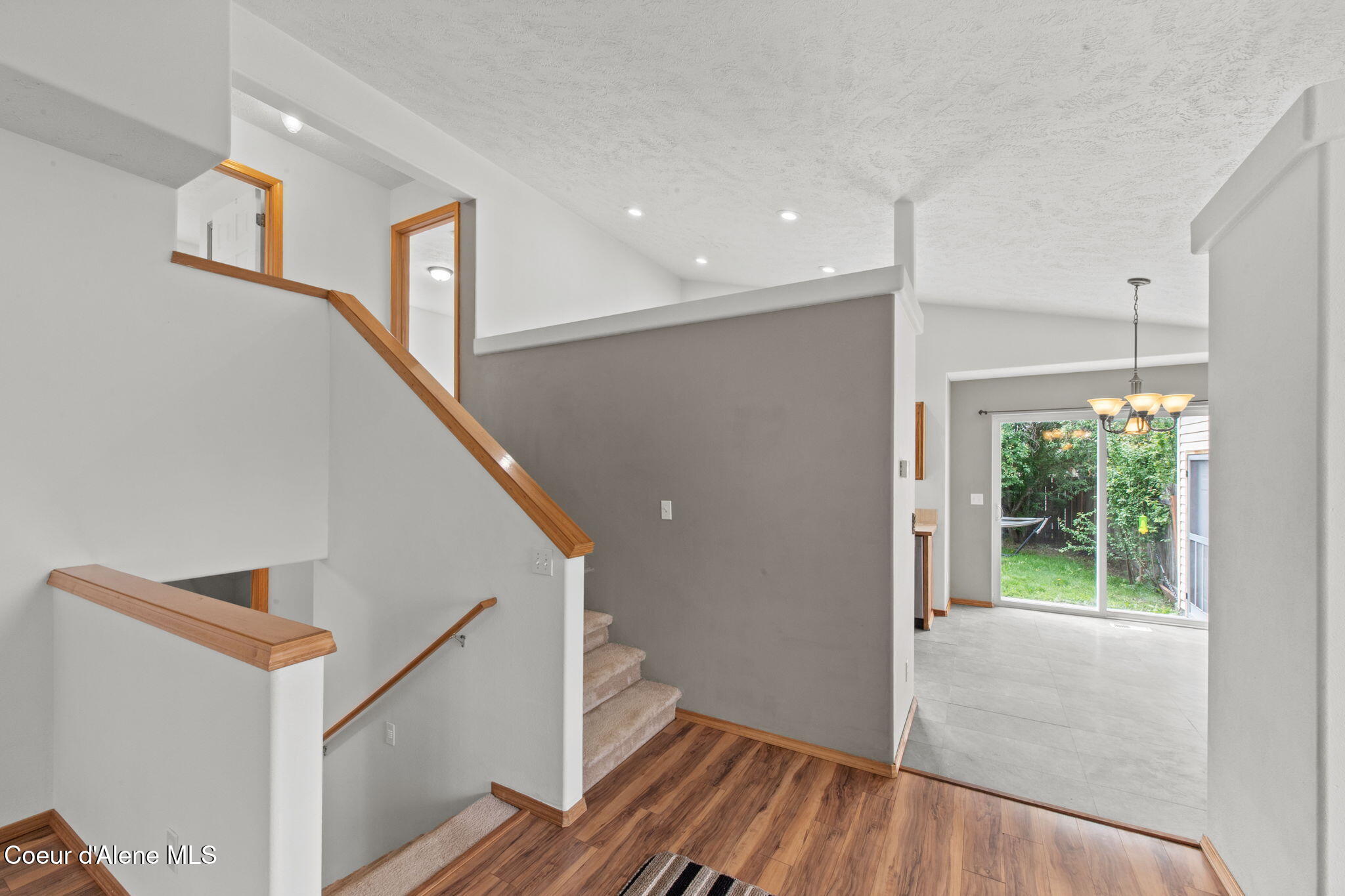 14364 Cascade Street Rathdrum, ID 83858 - Photo 11 of 36 Entryway
