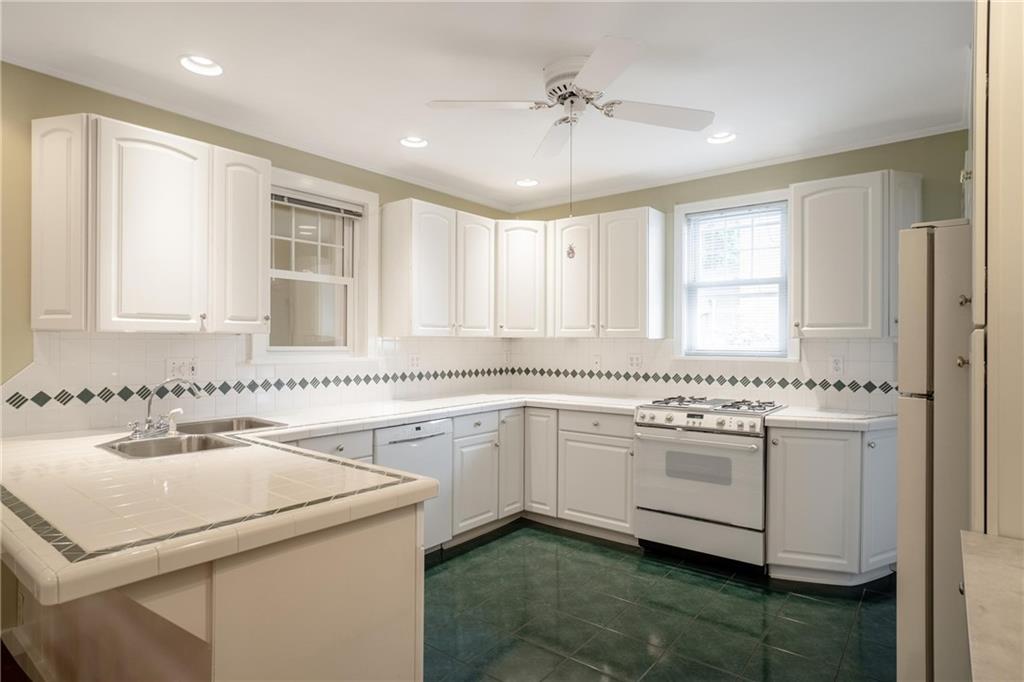 2600 Beaver Road Ambridge, PA 15003 - Photo 7 of 25 Gallery Image 7