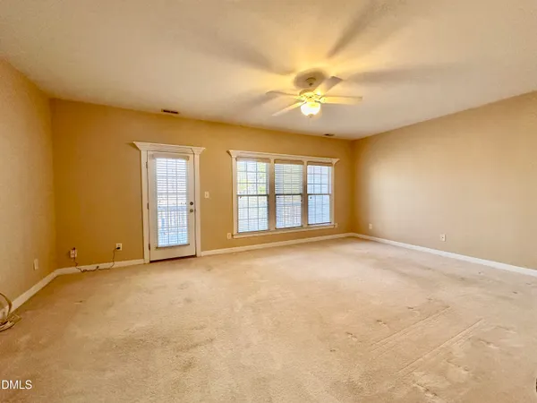 $2,050 | 215 Anniston Court, Cary, NC 27519