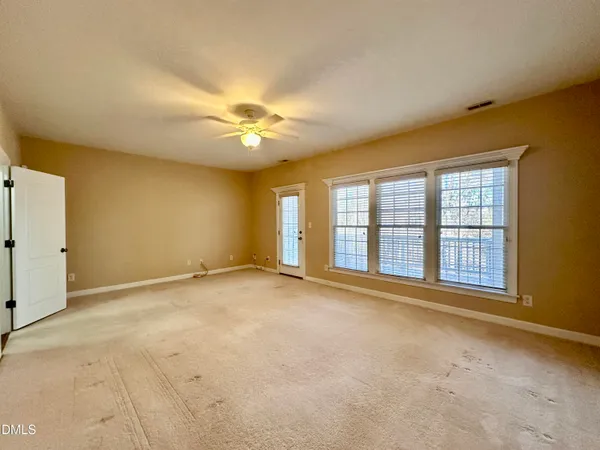 $2,050 | 215 Anniston Court, Cary, NC 27519