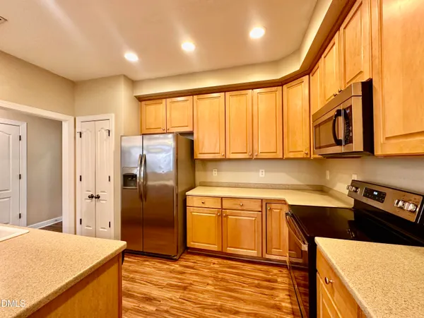 $2,050 | 215 Anniston Court, Cary, NC 27519