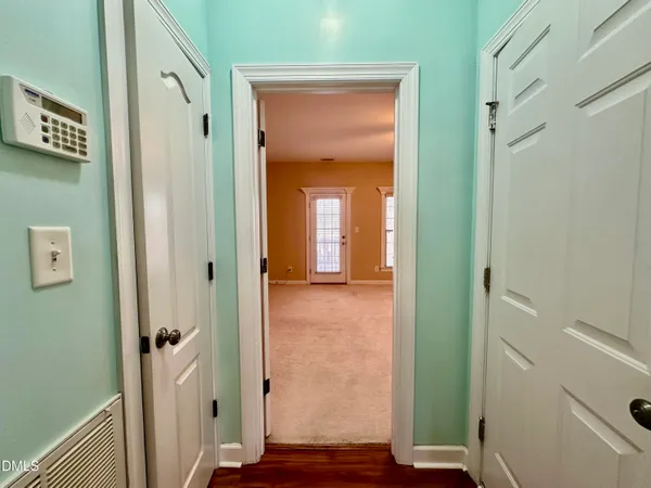 $2,050 | 215 Anniston Court, Cary, NC 27519