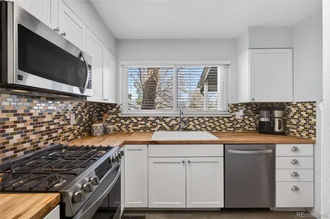 $405,000 | 8352 West 90th Avenue, Broomfield, CO 80021