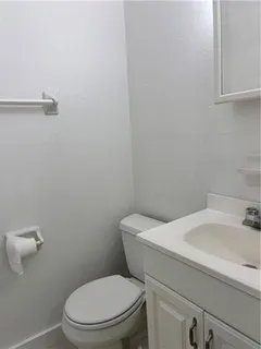 $1,400 | 8600 International Court, River Ridge, LA 70123