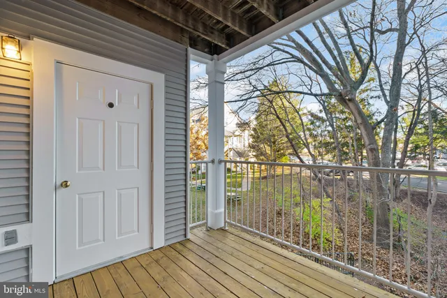 $259,000 | 9701 Leatherfern Terrace, Unit 202, Montgomery Village, MD 20886