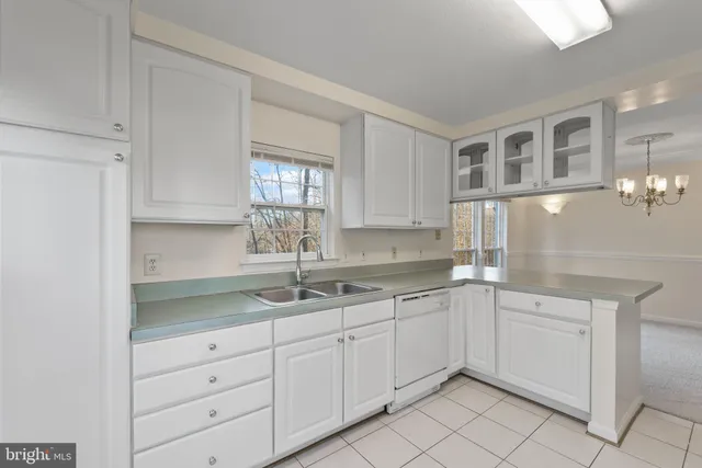 $259,000 | 9701 Leatherfern Terrace, Unit 202, Montgomery Village, MD 20886