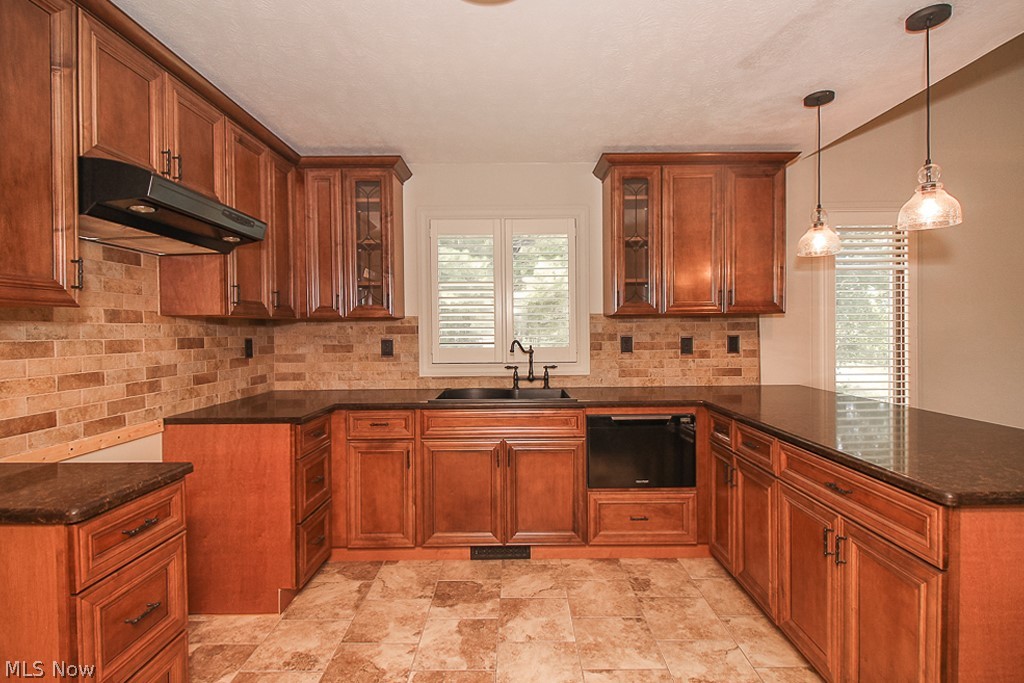 7010 Chippewa Road Medina, OH 44256 - Photo 3 of 34 Gallery Image 3