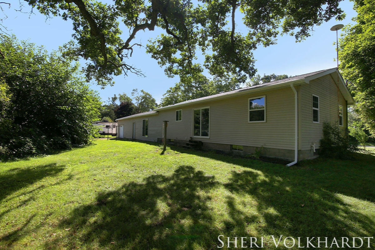 4762 West Boyer Road Greenville, MI 48838 - Photo 10 of 11 IMG_9302