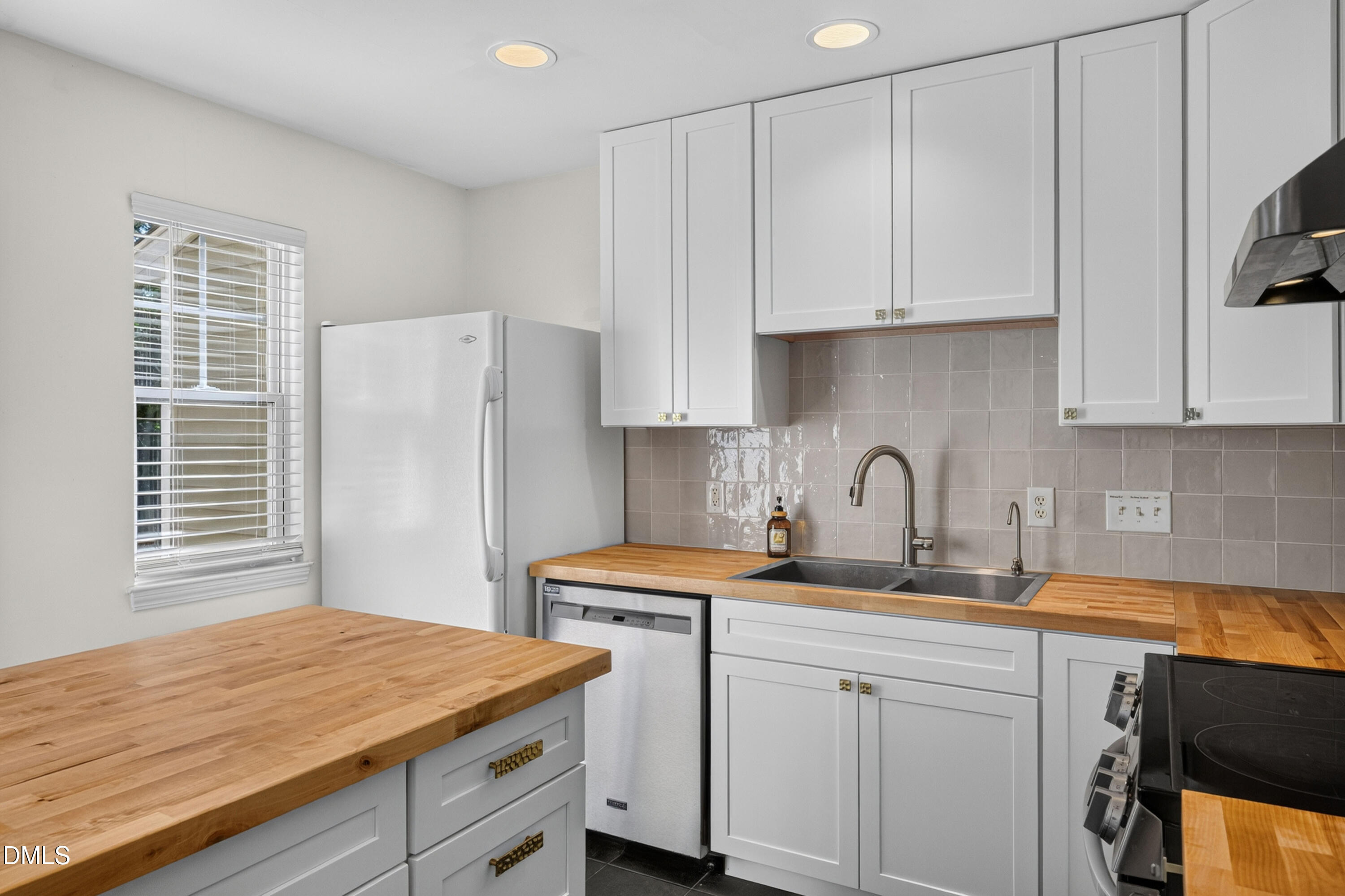 3645 Bison Hill Lane Raleigh, NC 27604 - Photo 12 of 46 DSC_4080