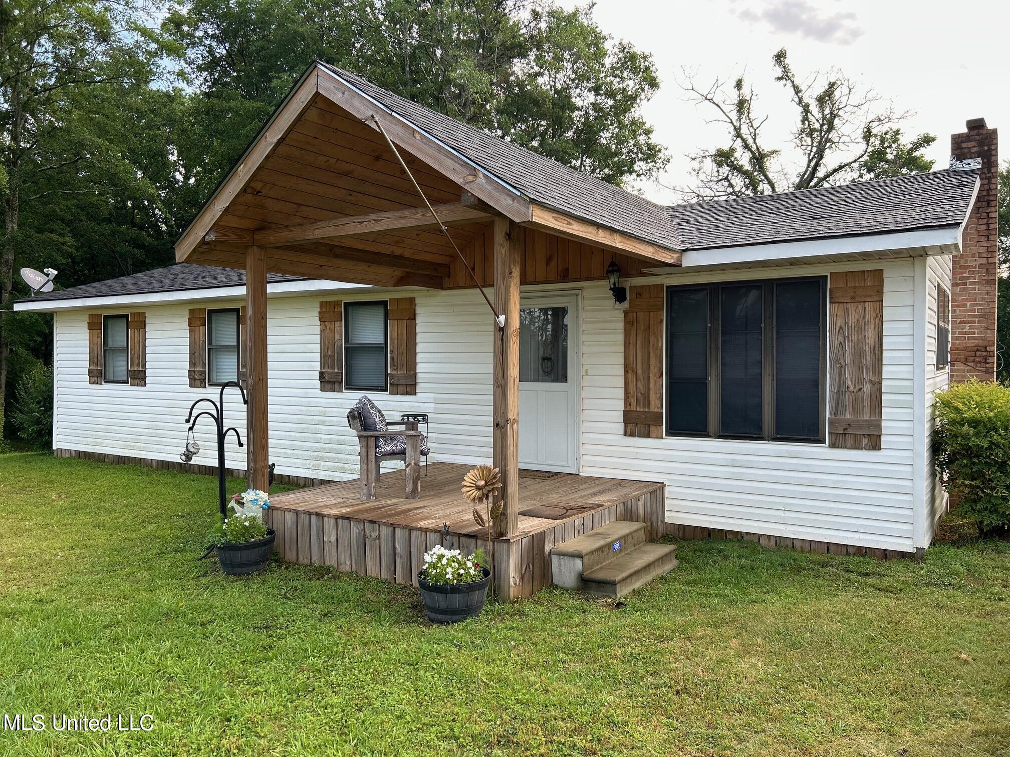 3048 Remus Road Carthage, MS 39051 - Photo 1 of 32 IMG_1117