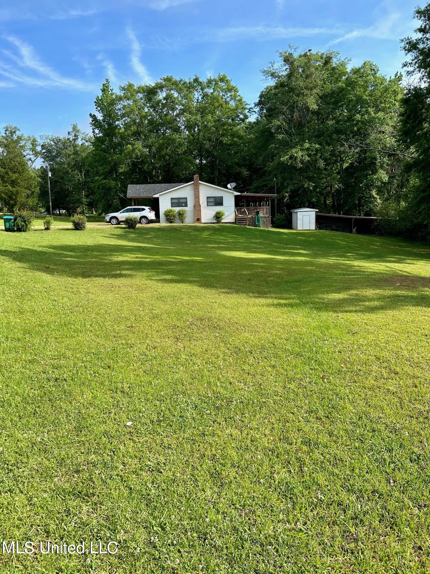 3048 Remus Road Carthage, MS 39051 - Photo 8 of 32 IMG_1182