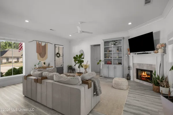 $394,900 | 175 Shore View Drive, Madison, MS 39110