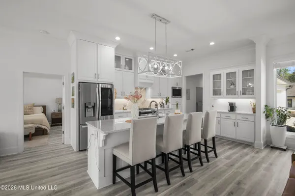 $394,900 | 175 Shore View Drive, Madison, MS 39110