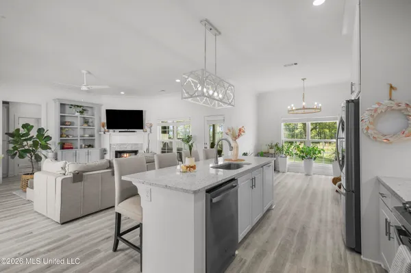 $394,900 | 175 Shore View Drive, Madison, MS 39110