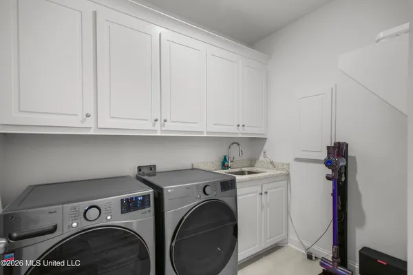 $394,900 | 175 Shore View Drive, Madison, MS 39110