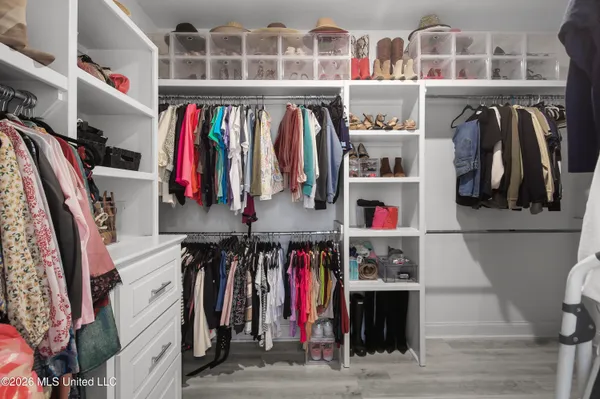 $394,900 | 175 Shore View Drive, Madison, MS 39110