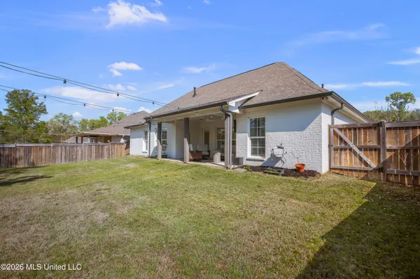 $394,900 | 175 Shore View Drive, Madison, MS 39110