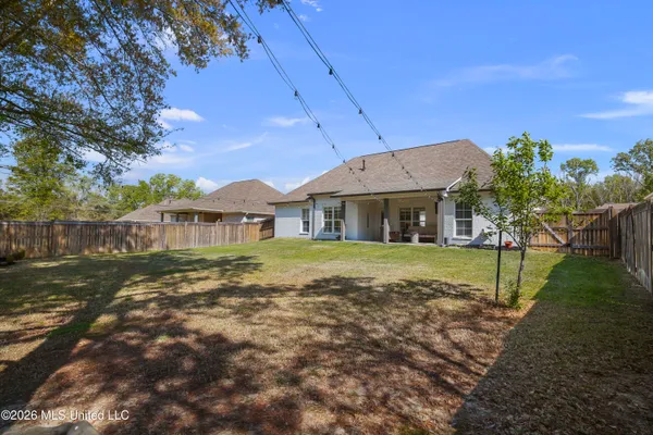 $394,900 | 175 Shore View Drive, Madison, MS 39110