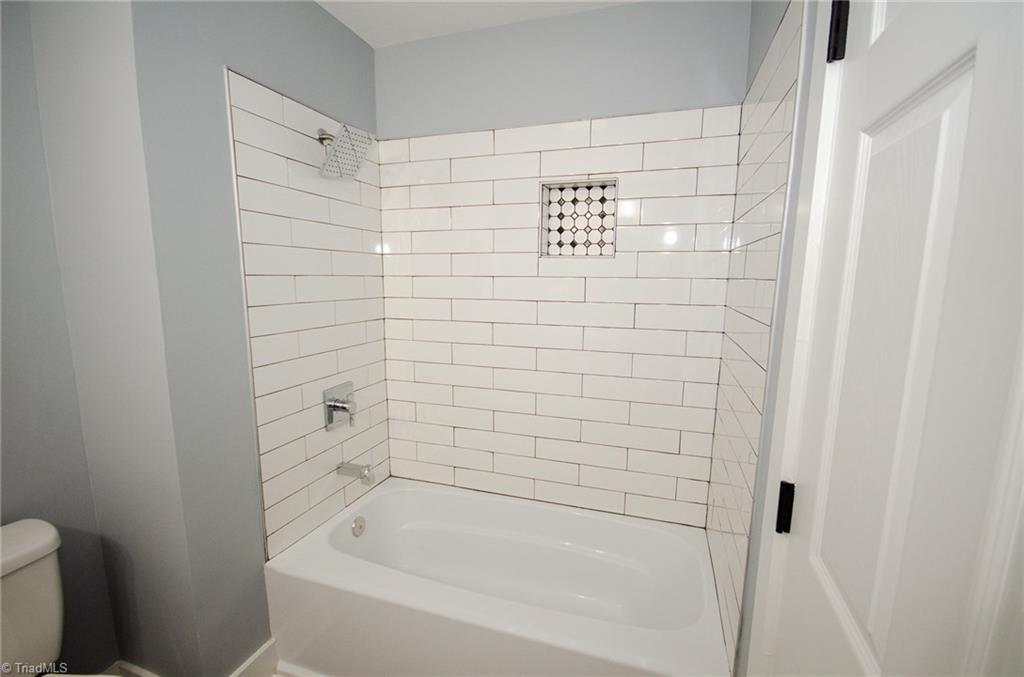 5606 Murray Road Winston-Salem, NC 27106 - Photo 9 of 22 Gallery Image 9