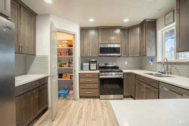 $430,000 | 808 East Ave J, Jerome, ID 83338