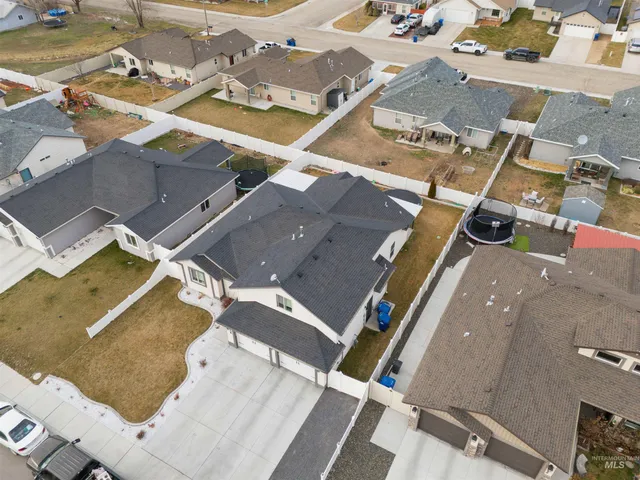 $430,000 | 808 East Ave J, Jerome, ID 83338