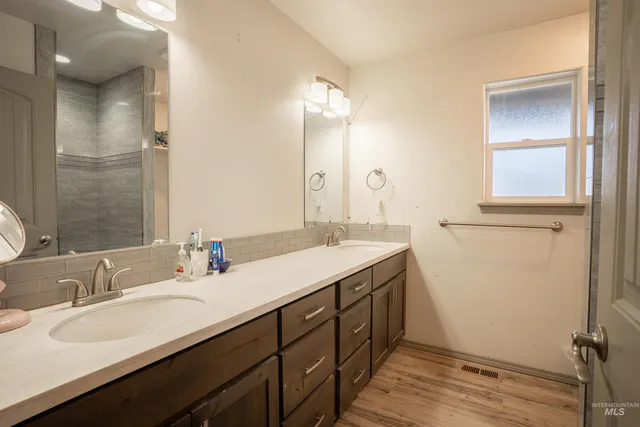 $430,000 | 808 East Ave J, Jerome, ID 83338